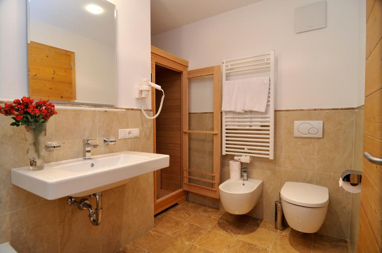 Chalet Regina Selva di Val Gardena Room photo
